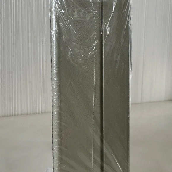 Key Storage Box with Lock - Picture 3 of 4